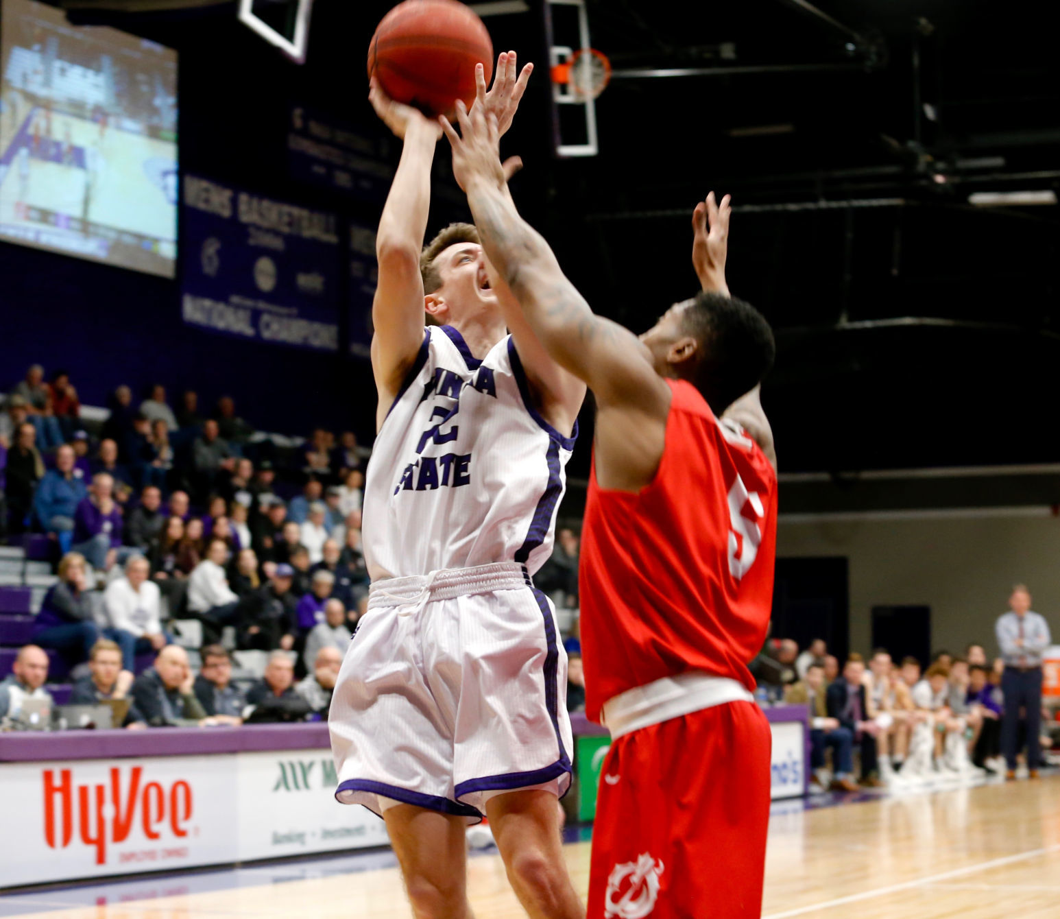 WSU MBB vs MN Moorhead 14